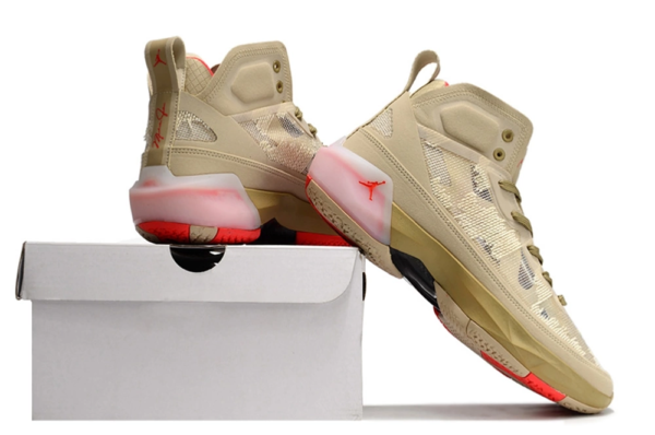 3796EC8C-40B2-4B84-9D44-C892EA0D1A64