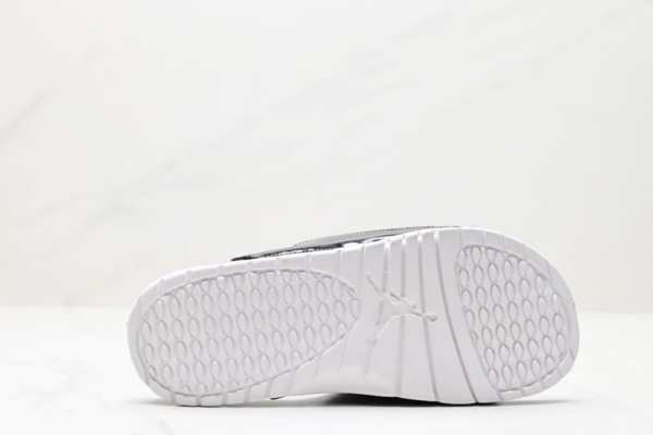 СЛАНЦЫ NIKE JORDAN HYDRO IV RETRO черно-красный-купить в time2win.ru