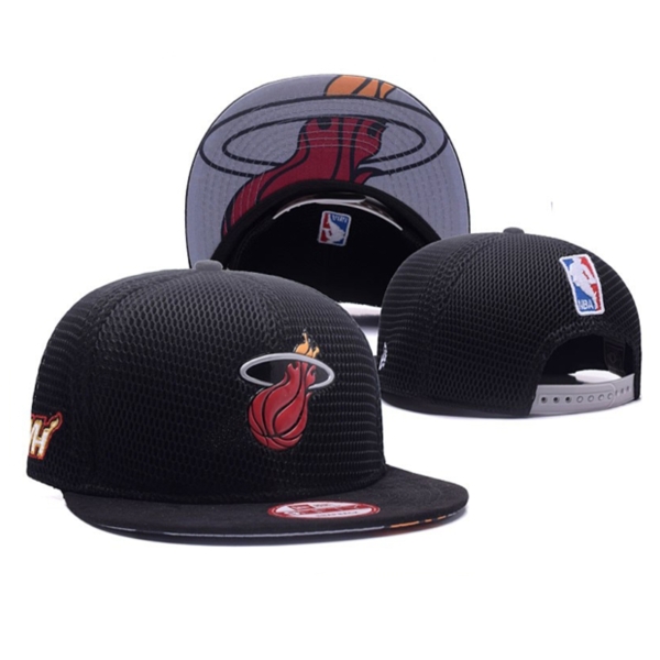 Снепбек New Era NBA Miami Heat Black